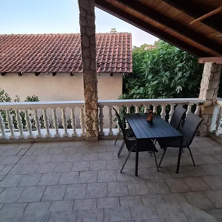 Apartment Ocean View Bilice